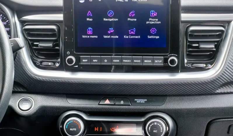 
								KIA STONIC full									