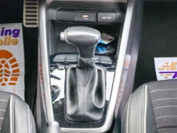 
										KIA STONIC full									