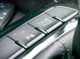 
										KIA STONIC full									