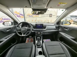 
										KIA STONIC full									