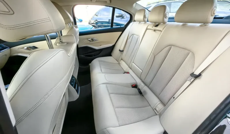
								BMW SERIA 3 full									