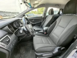 
										HYUNDAI I30 full									