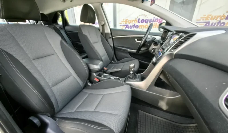 
								HYUNDAI I30 full									