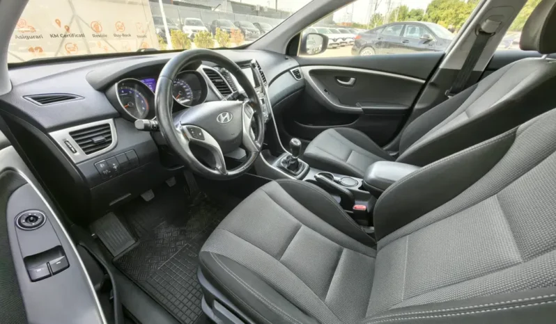 
								HYUNDAI I30 full									