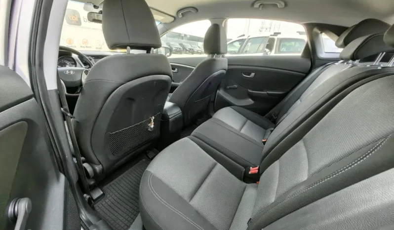 
								HYUNDAI I30 full									