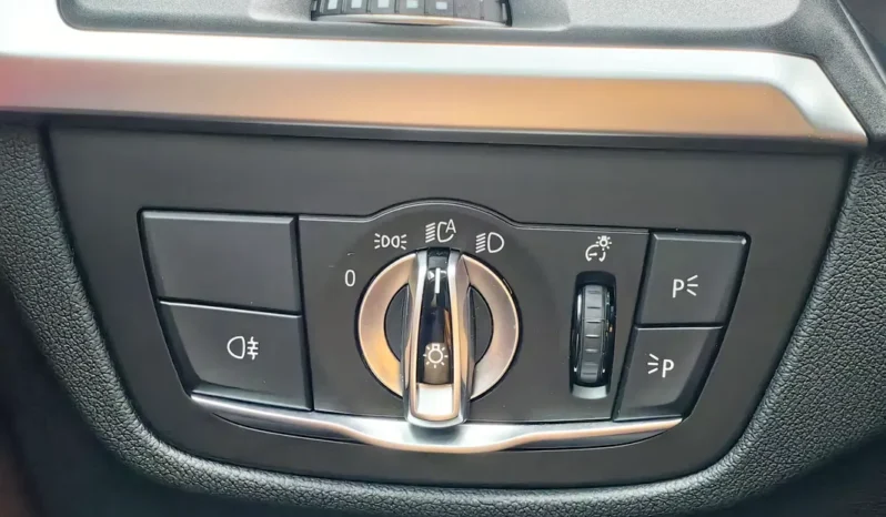 
								BMW X4 full									