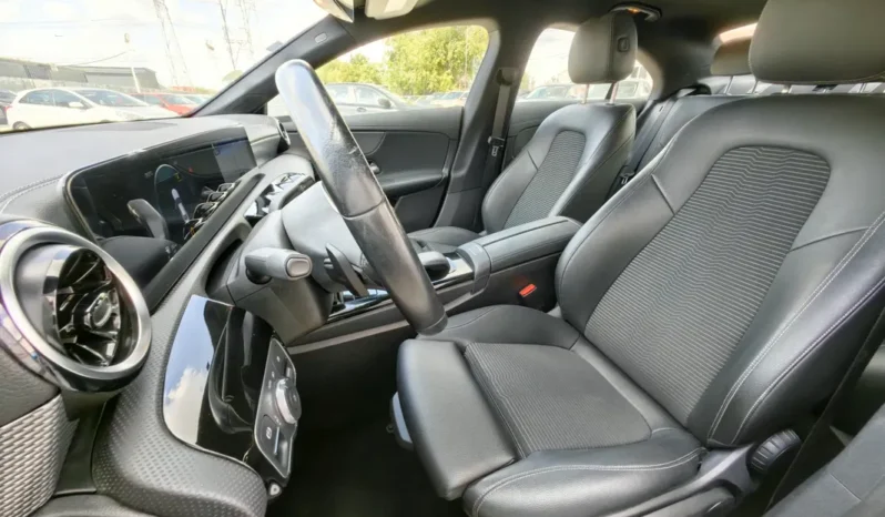 
								MERCEDES BENZ CLA 200 full									