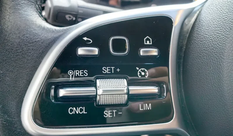 
								MERCEDES BENZ CLA 200 full									