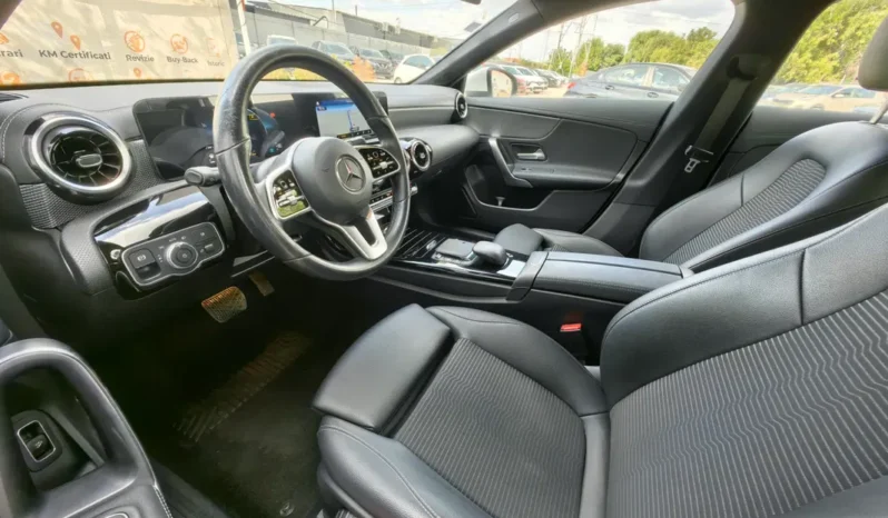 
								MERCEDES BENZ CLA 200 full									