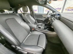 
										MERCEDES BENZ CLA 200 full									