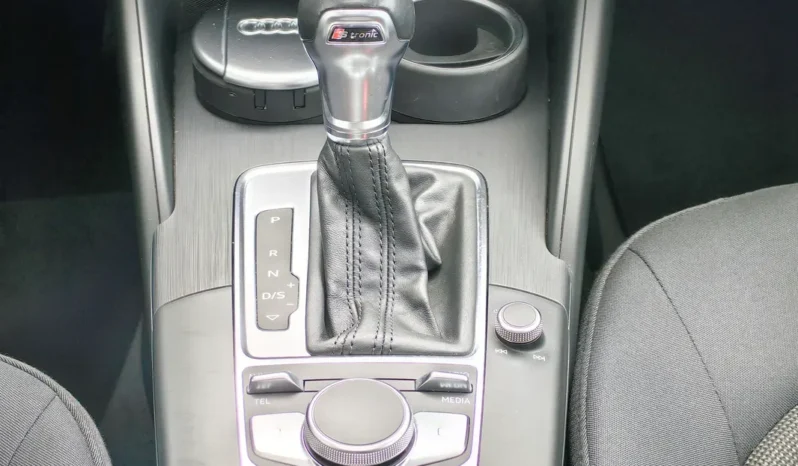 
								AUDI A3 SPORTBACK full									