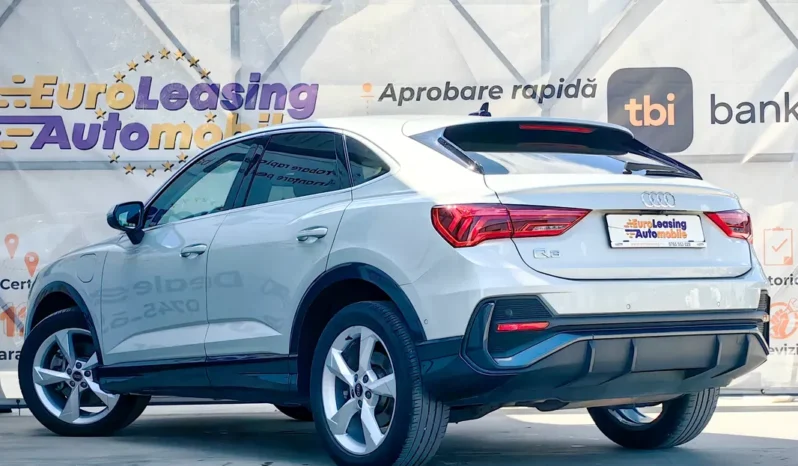 
								AUDI Q3 full									