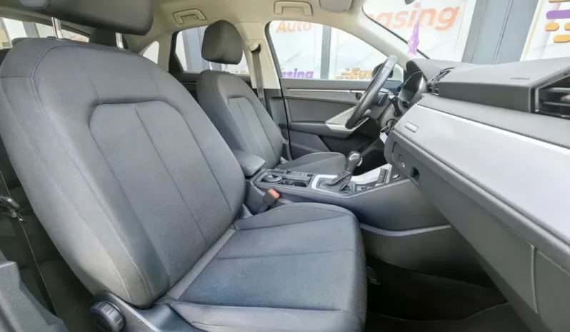 
								AUDI Q3 full									