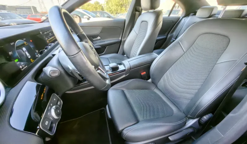 
								MERCEDES BENZ CLA 250 full									