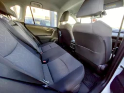 
										TOYOTA RAV 4 full									