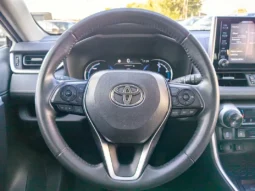 
										TOYOTA RAV 4 full									