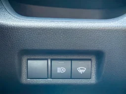 
										TOYOTA RAV 4 full									