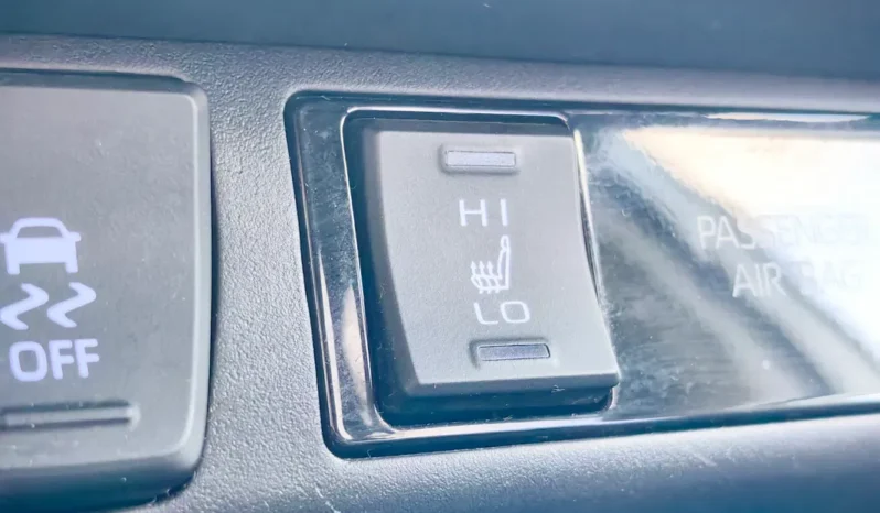 
								TOYOTA RAV 4 full									
