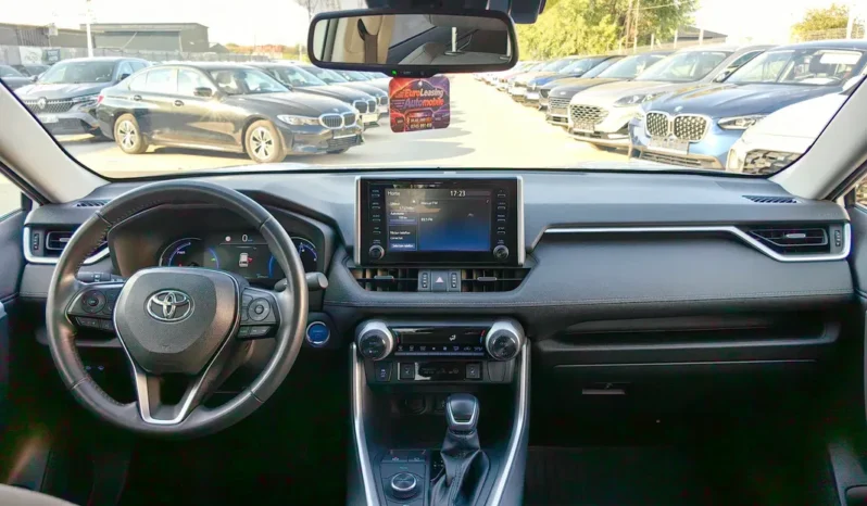 
								TOYOTA RAV 4 full									