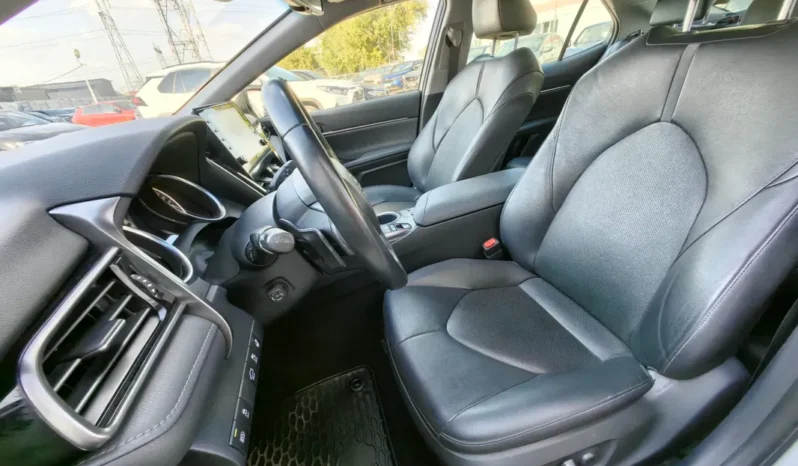 
								TOYOTA CAMRY full									