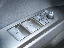 
										TOYOTA CAMRY full									