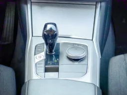 
										BMW SERIA 3 full									