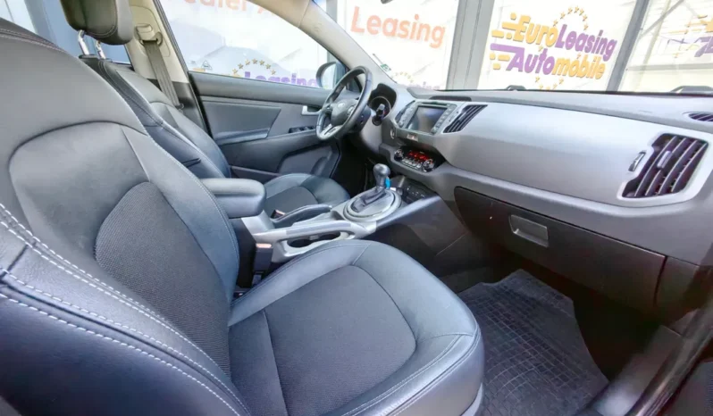 
								KIA SPORTAGE full									