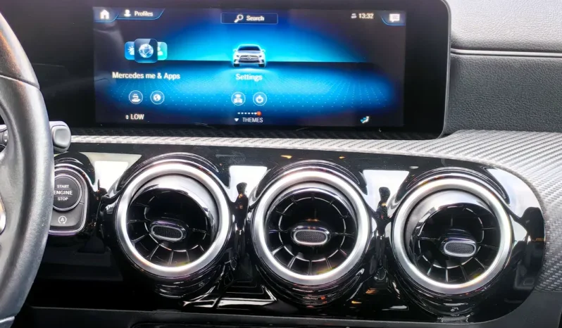 
								MERCEDES BENZ A 180 full									