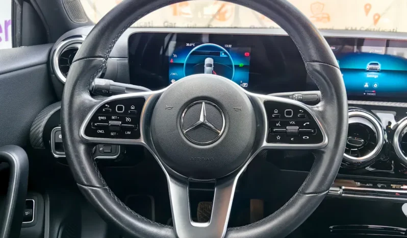 
								MERCEDES BENZ A 180 full									