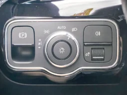 
										MERCEDES BENZ A 180 full									