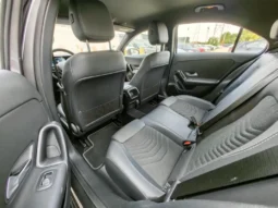 
										MERCEDES BENZ A 180 full									