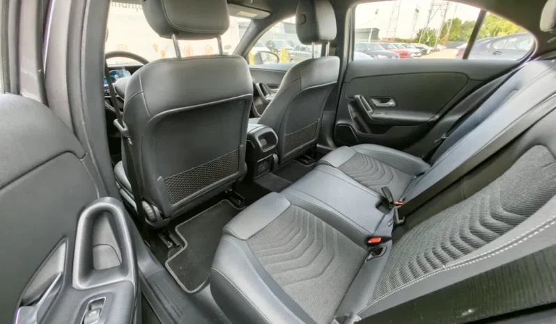 
								MERCEDES BENZ A 180 full									