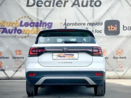 
										VOLKSWAGEN T CROSS full									