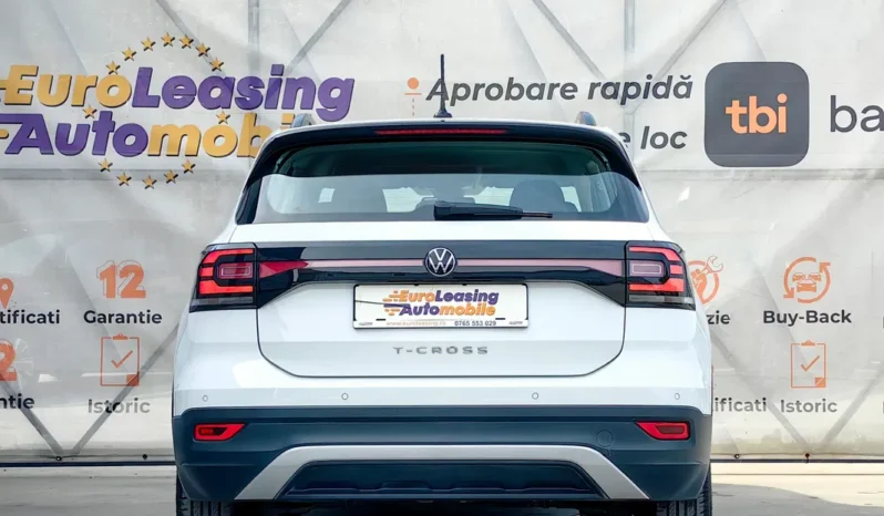 
								VOLKSWAGEN T CROSS full									