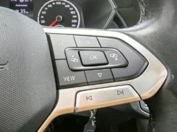 
										VOLKSWAGEN T CROSS full									