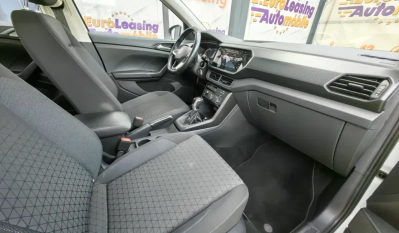 
								VOLKSWAGEN T CROSS full									