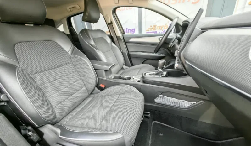 
								RENAULT ARKANA full									