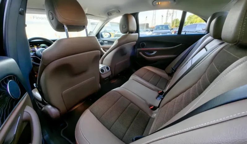 
								MERCEDES BENZ E full									