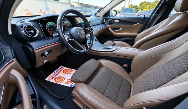 
								MERCEDES BENZ E full									