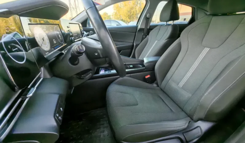 
								HYUNDAI ELANTRA full									