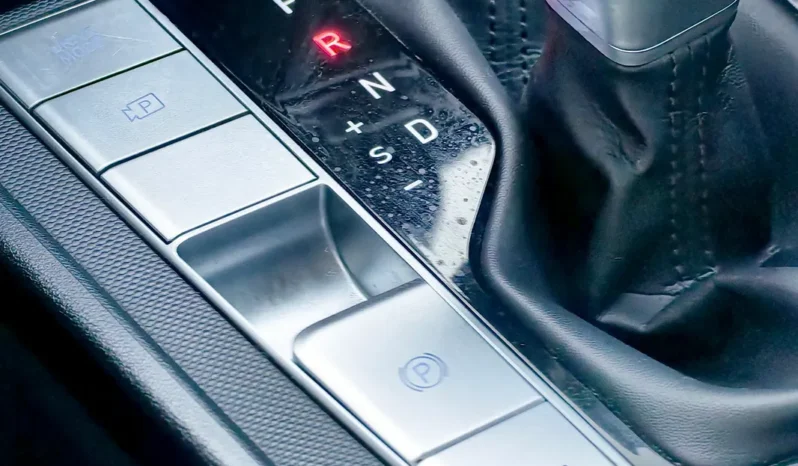 
								HYUNDAI ELANTRA full									