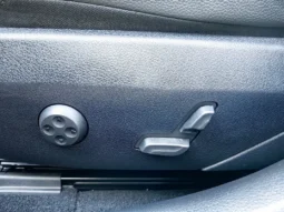 
										MERCEDES BENZ C full									
