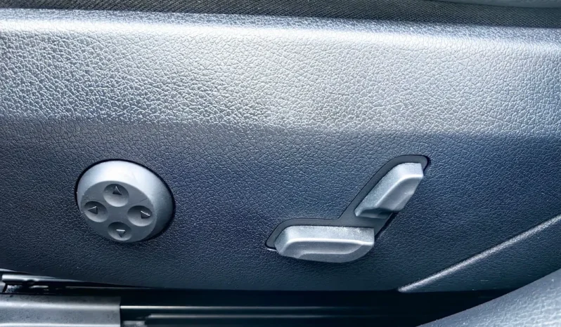 
								MERCEDES BENZ C full									