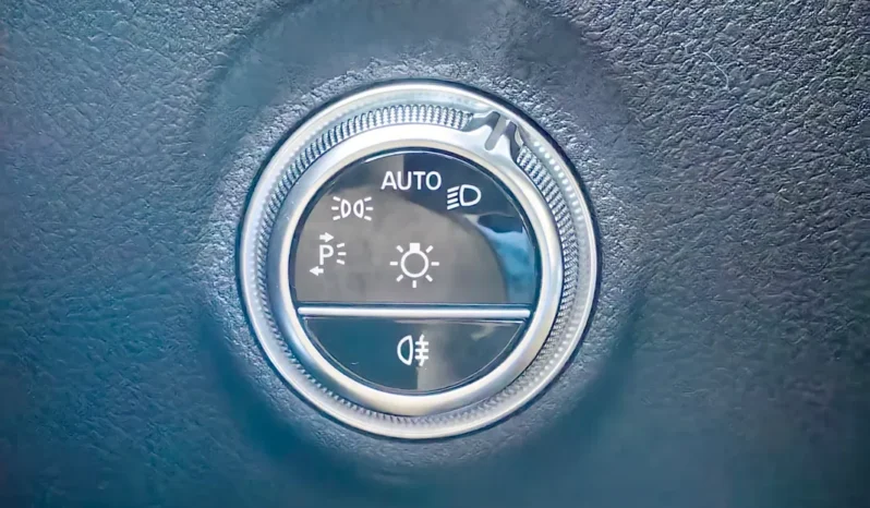 
								MERCEDES BENZ C full									