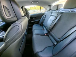 
										MERCEDES BENZ C full									