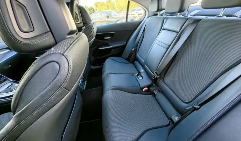 
								MERCEDES BENZ C full									