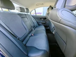 
										MERCEDES BENZ C full									